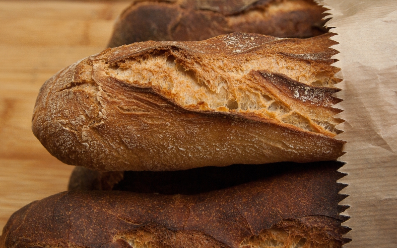 ecommerce-MOISSAC BELLEVUE-min_dish-food-baking-cuisine-bread-bakery-399077-pxhere.com